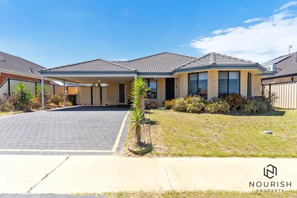 Spacious Family Home in Prime Somerly Estate Location!