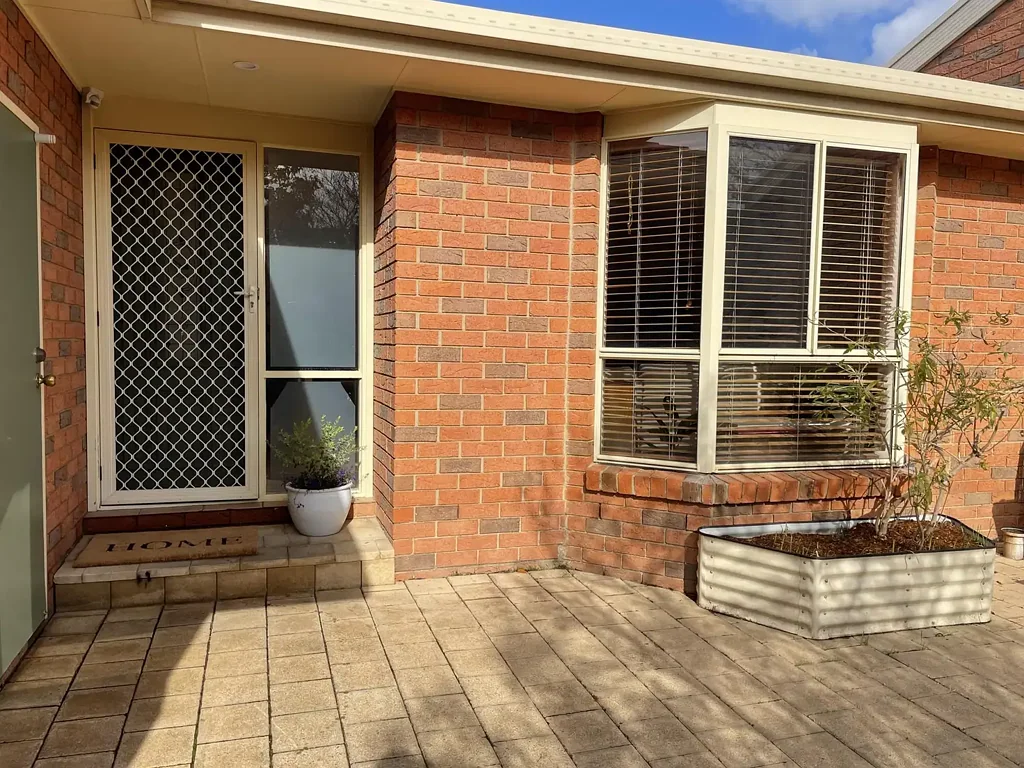 Three bedroom single story Townhouse.