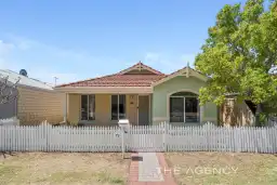 73 Aurora Drive, Atwell