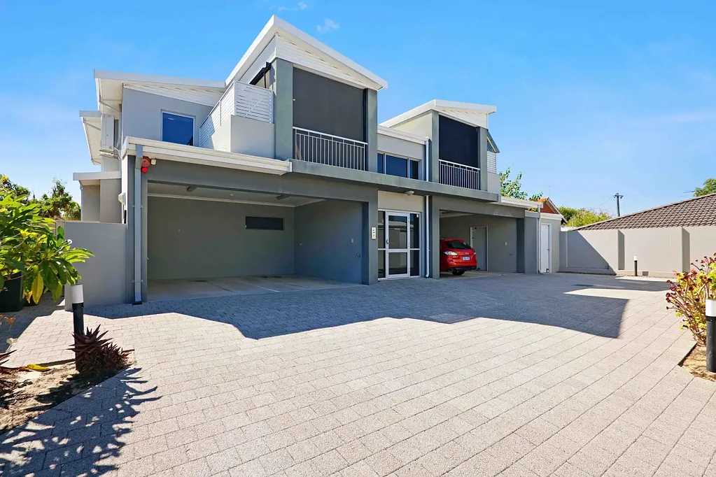 6/8 Ilumba Way, Nollamara, WA 6061