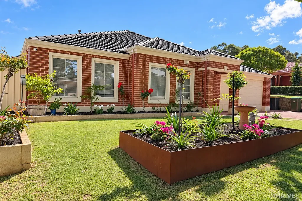 Jandakot 4 Bedroom Meticulously Presented Masterpiece in Glen Iris Estate – A Statement of Luxury!