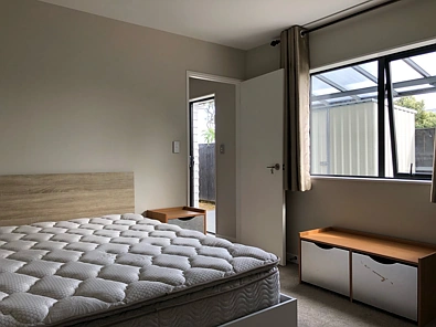 Pakuranga-一室一厅，主人套房，步入式衣帽间