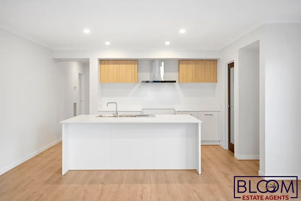 18 Bodkin Drive, Tarneit, VIC 3029