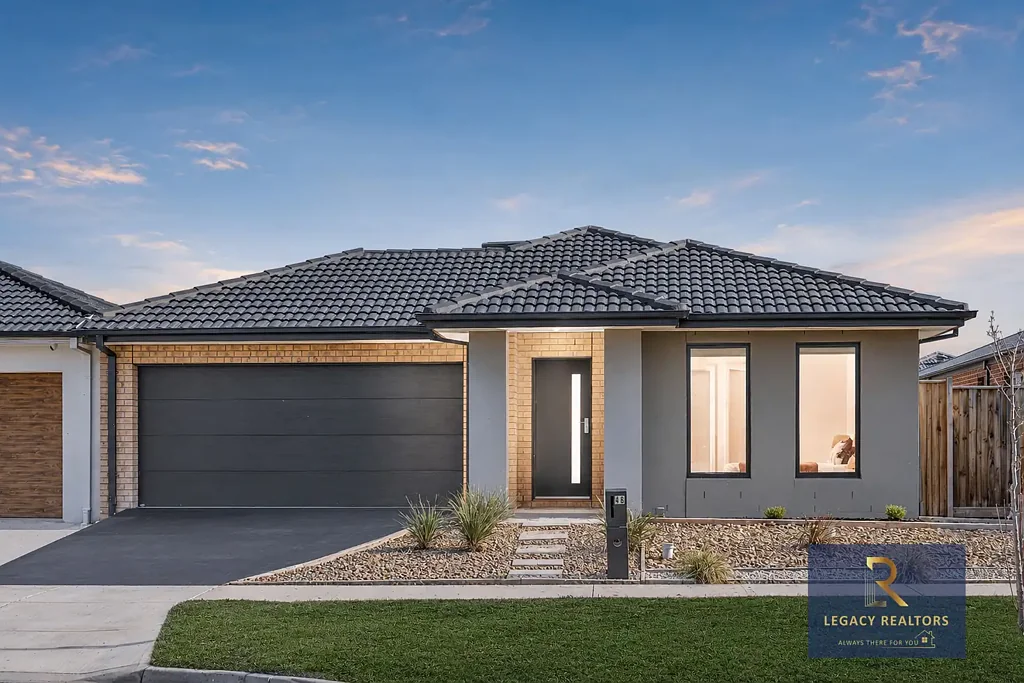 Tarneit 4غرفة نوم Modern Family Living on 448m² | 4 Bed, 2 Bath, 2 Living, Alfresco | Close to Schools, Shopping & Tarneit Station!