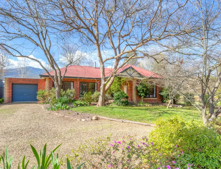 173 Station Street, Porepunkah, VIC 3740, 3 ਕਮਰੇ, 2 ਬਾਥਰੂਮ, House