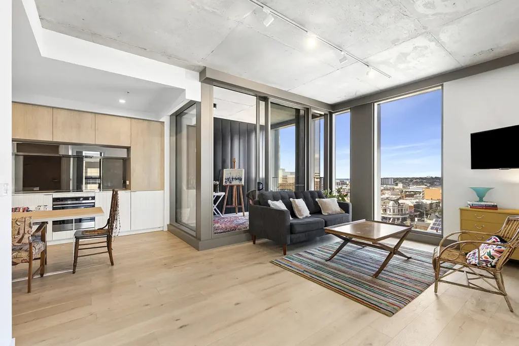 Geelong 2房  Luxury Living in the Edge of Geelong's Arts Precinct