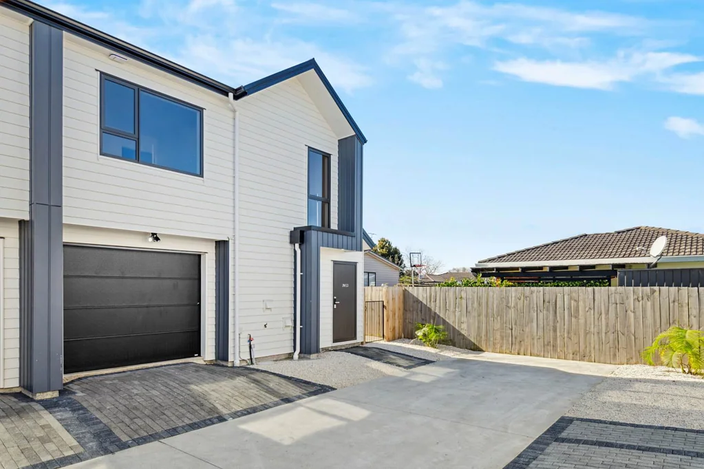 Papatoetoe 4Moenga Compact & Private Duplex!