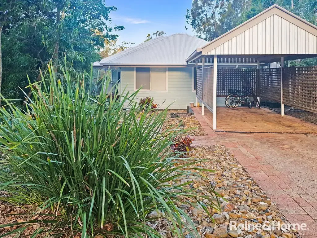 TRANQUIL BUSH LIVING IN KOALA BEACH