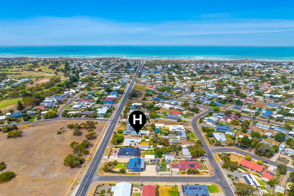 61 Beach Road, Goolwa Beach, SA 5214
