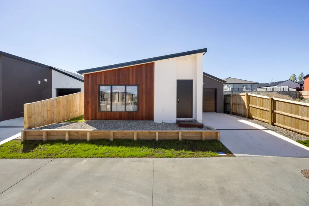 Rototuna North 3房  Brand New Standalone Brick Home