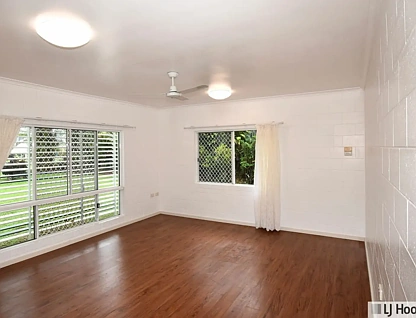 32 McQuillen Street, Tully, QLD 4854, 3 ਕਮਰੇ, 2 ਬਾਥਰੂਮ, House