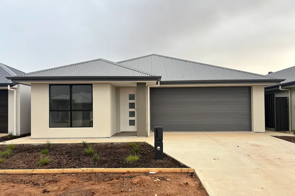 Spacious New Build!