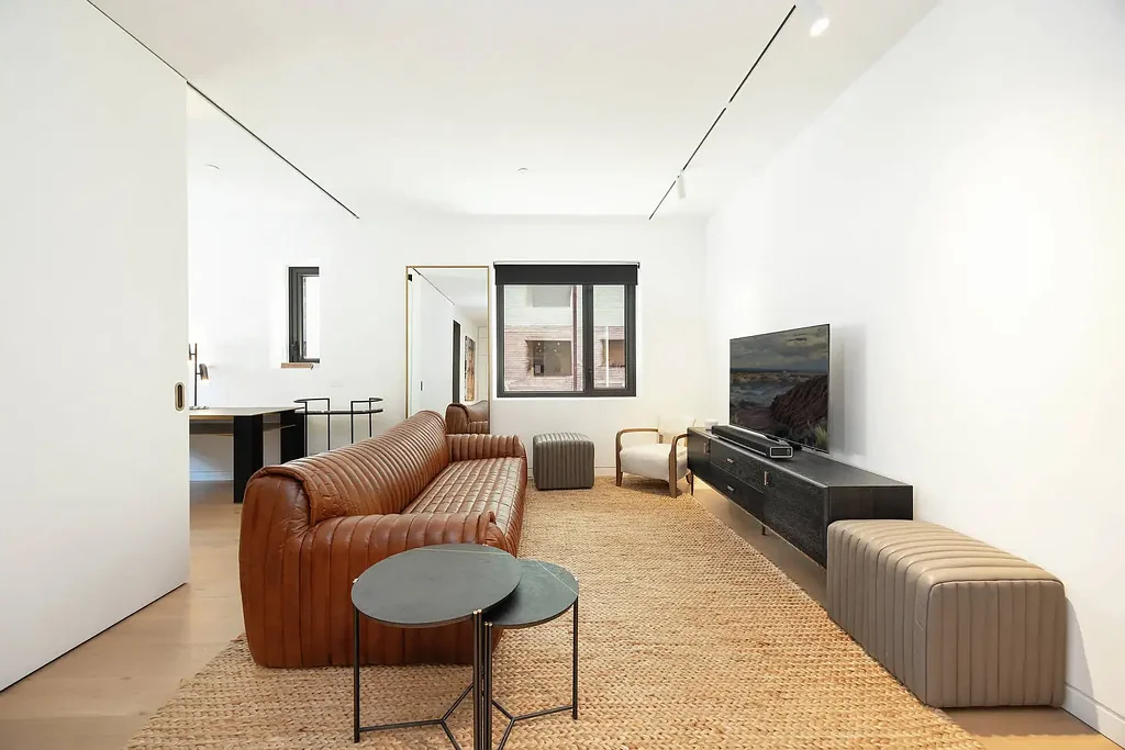 Sydney 1Phòng ngủ Generous north/east facing one bed plus study room