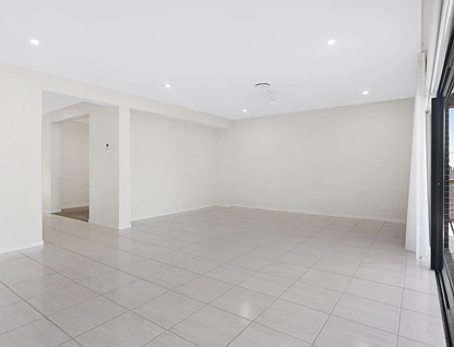 30 Allington Circuit, Maudsland, Gold Coast, 4 Bedrooms, 2 Bathrooms, House