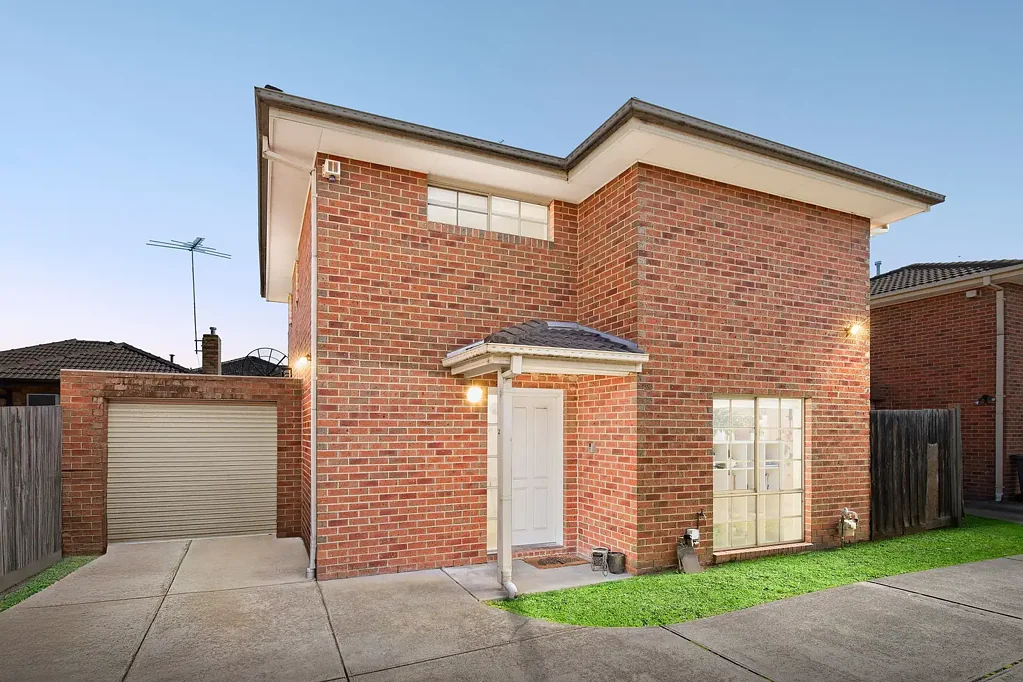 2/27 Robinson Street, Clayton, VIC 3168
