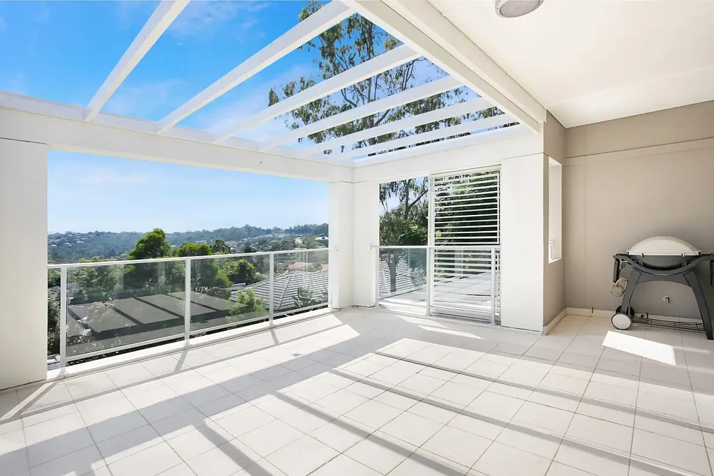 Address Withheld, Castle Hill, NSW 2154, 4 Bedrooms, 2 Bathrooms, Unit