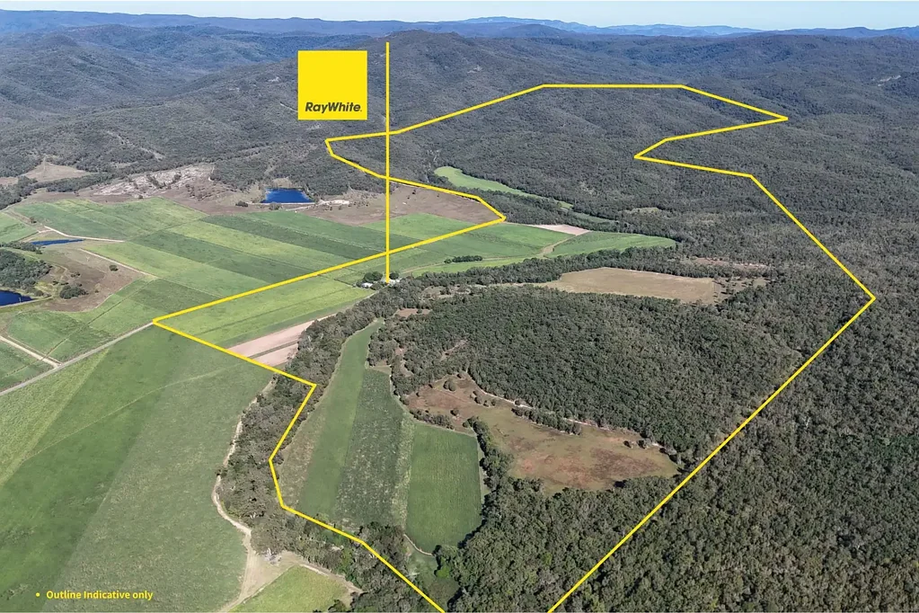198 Campbells Crebers Road, Carmila, QLD 4739