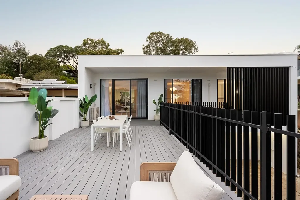 Beaumont 4બેડરૂમ A Remodelled Retreat at Waterfall Gully's Edge.