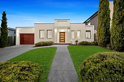 21 Regnans Avenue, Endeavour Hills