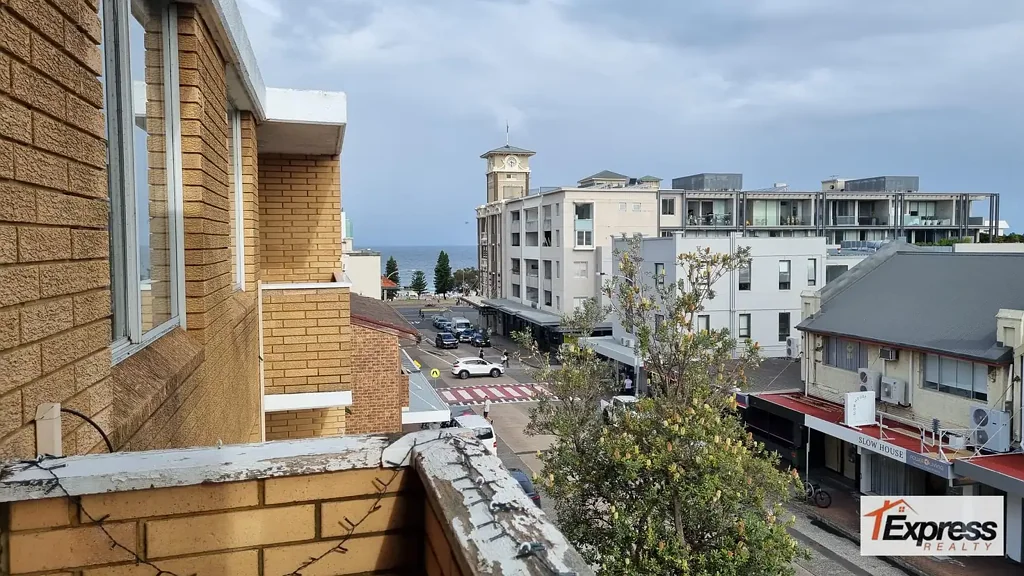 FULLY FURNISHED STUDIO - MOMENTS FROM BONDI BEACH