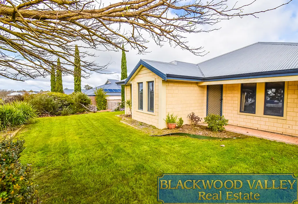 32 Balmoral Drive, Bridgetown, WA 6255