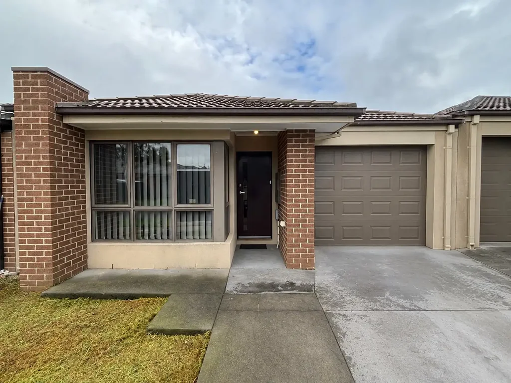 Spacious 3 Bedroom Family Home with Modern Comforts