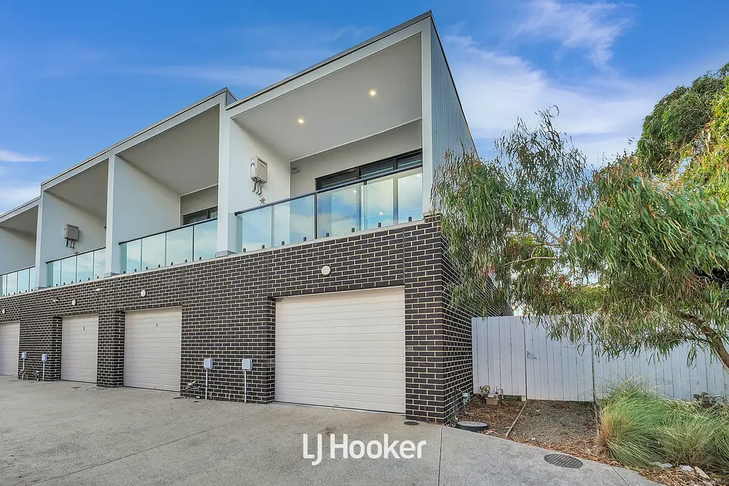 Mulgrave 2Zimmer Modern Living with Rare Extra Land