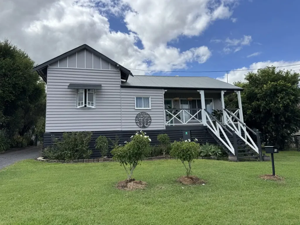 69 Newton Street, Monto, QLD 4630