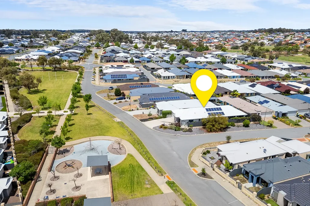 Baldivis 3房  Parkside Perfection - Central Location with Modern, Eco-Smart Comfort