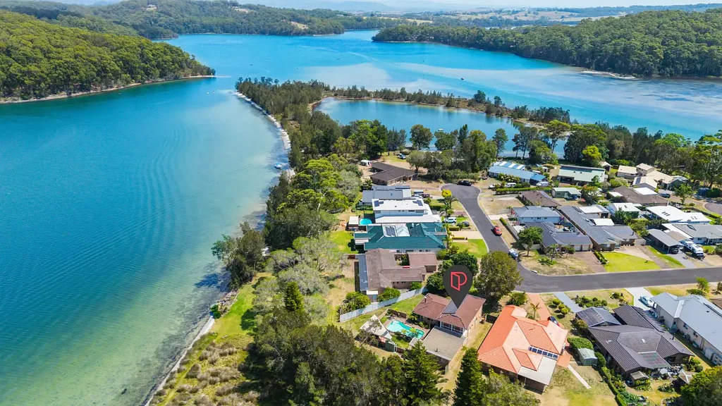 Burrill Lake 4Kwarto A Private Lakeside Retreat with Pool, Views & Versatility