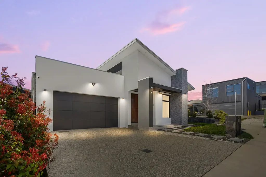 Whitlam 4침실 ULTRA STYLISH LIVING