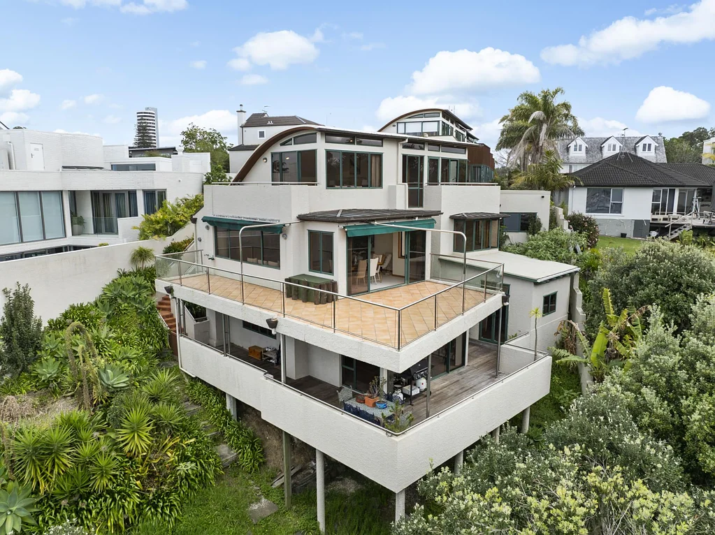 Saint Marys Bay 3房  Auction 28th May 1.00PM unless sold prior