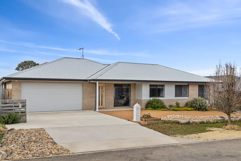 Murrumbateman 4 Bedroom The Perfect Family Sanctuary in Murrumbateman, Space, Style & Nature Combined