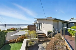 1/28 Red Chapel Avenue, Sandy Bay