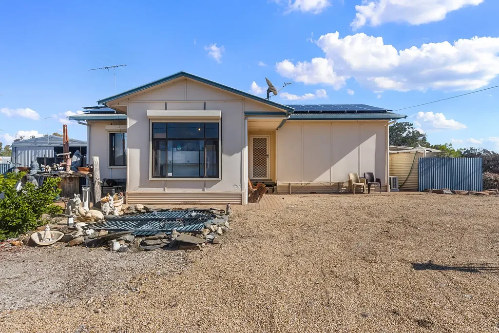 30 Sandpiper Drive, Thompson Beach, SA 5501