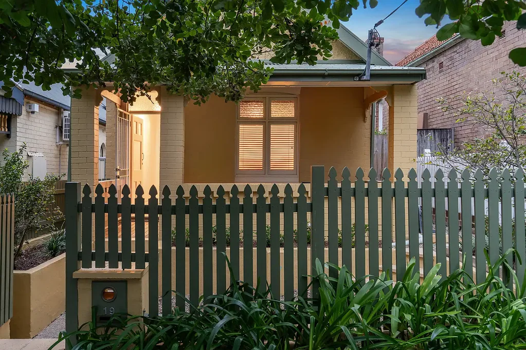 19 Plunkett Street, Naremburn, NSW 2065