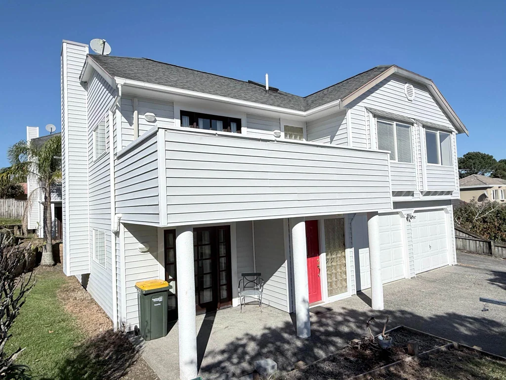 Expansive Double Storey Family Home in Prime S...