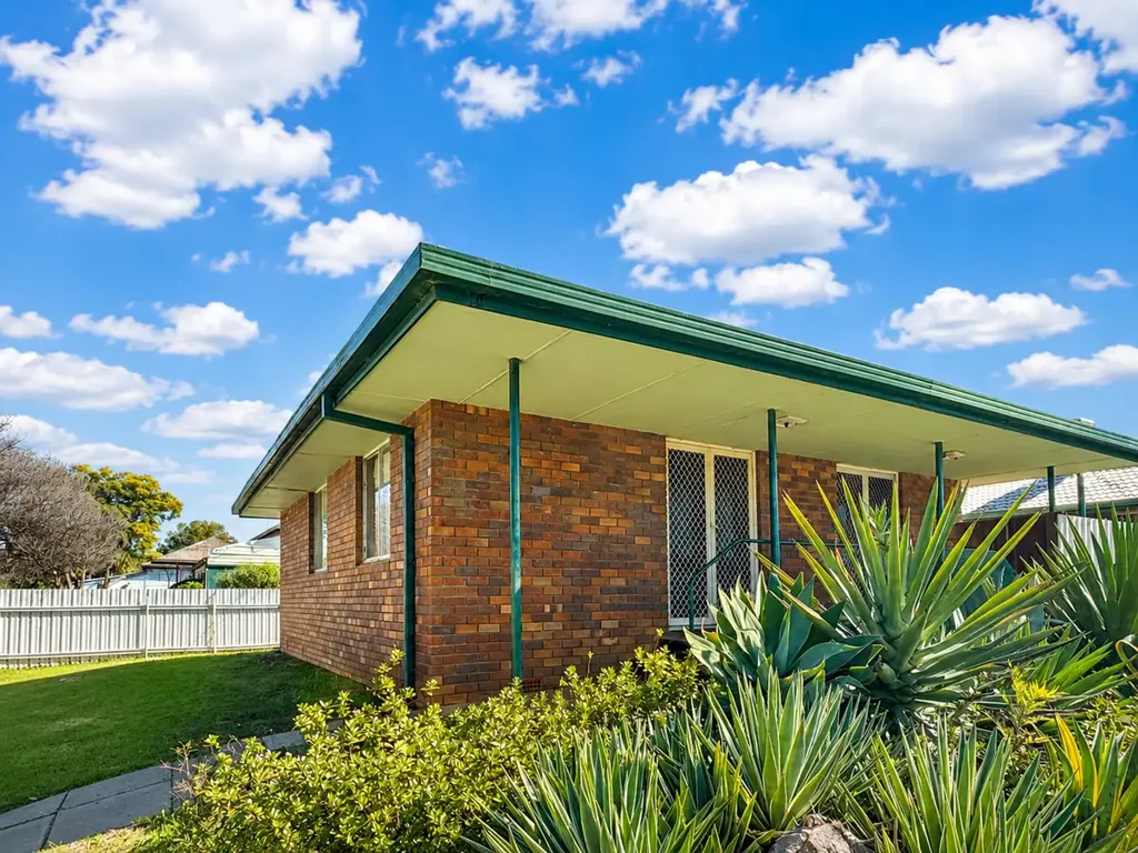 🏡 BIG Home • BIG Space • BIG Opportunity!