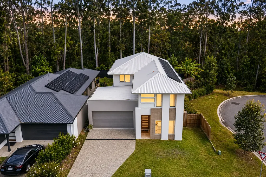 Narangba 4બેડરૂમ A Private Family Sanctuary Designed for Modern Living