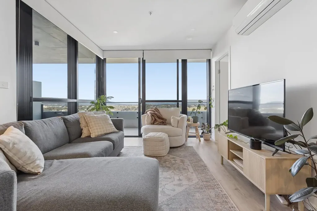 Affordable Gungahlin Apartment with City Views