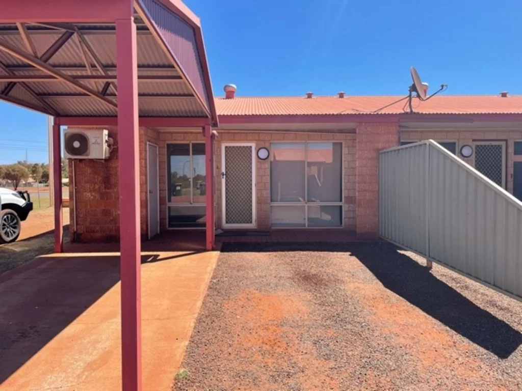 1/1 Cowra Drive, Newman, WA 6753