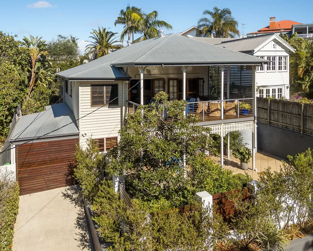Highgate Hill 4 Bedroom Highgate Hill, at its best.