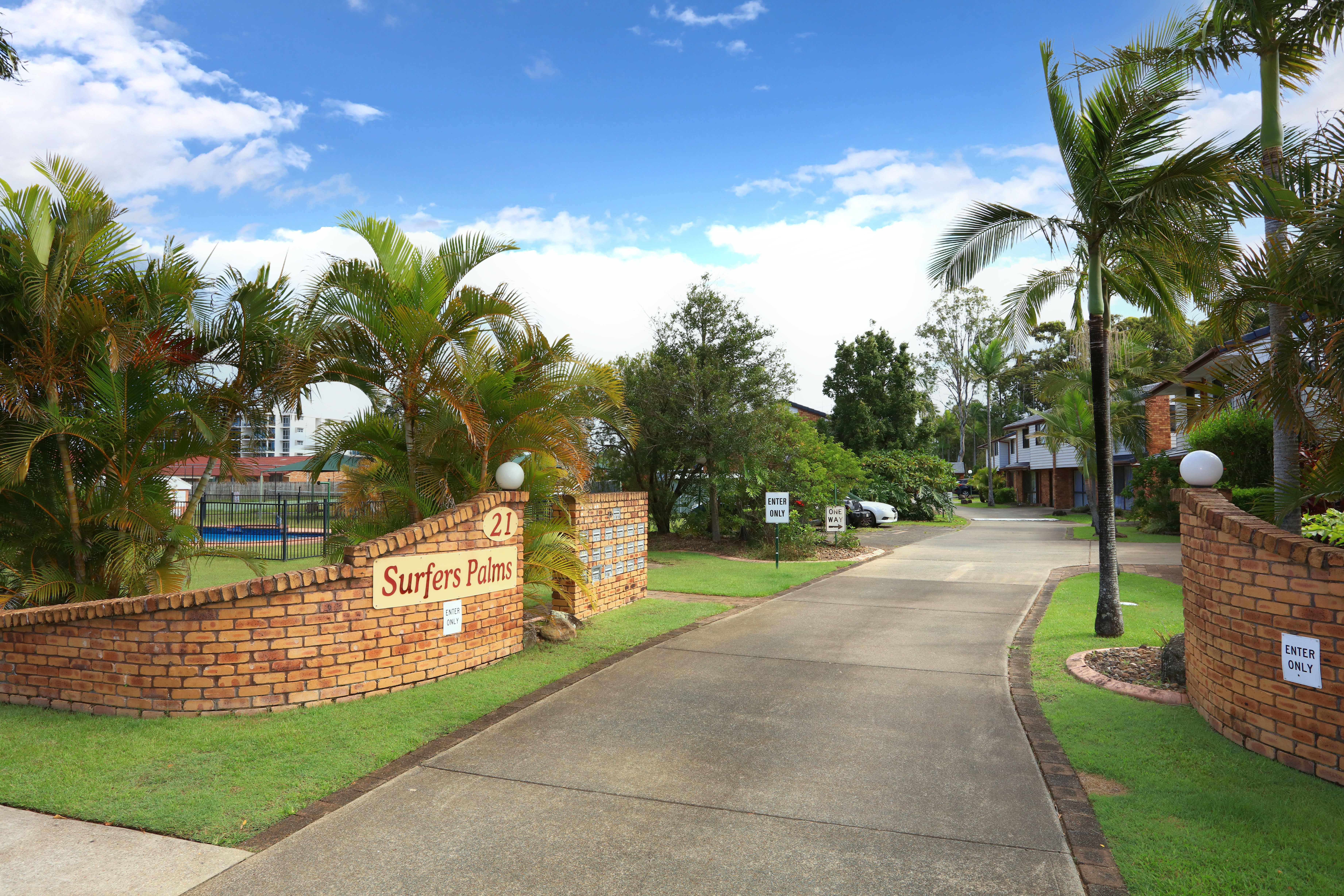 21 SAINT KEVINS AV, BENOWA QLD 4217, 0 ਕਮਰੇ, 0 ਬਾਥਰੂਮ, Townhouse