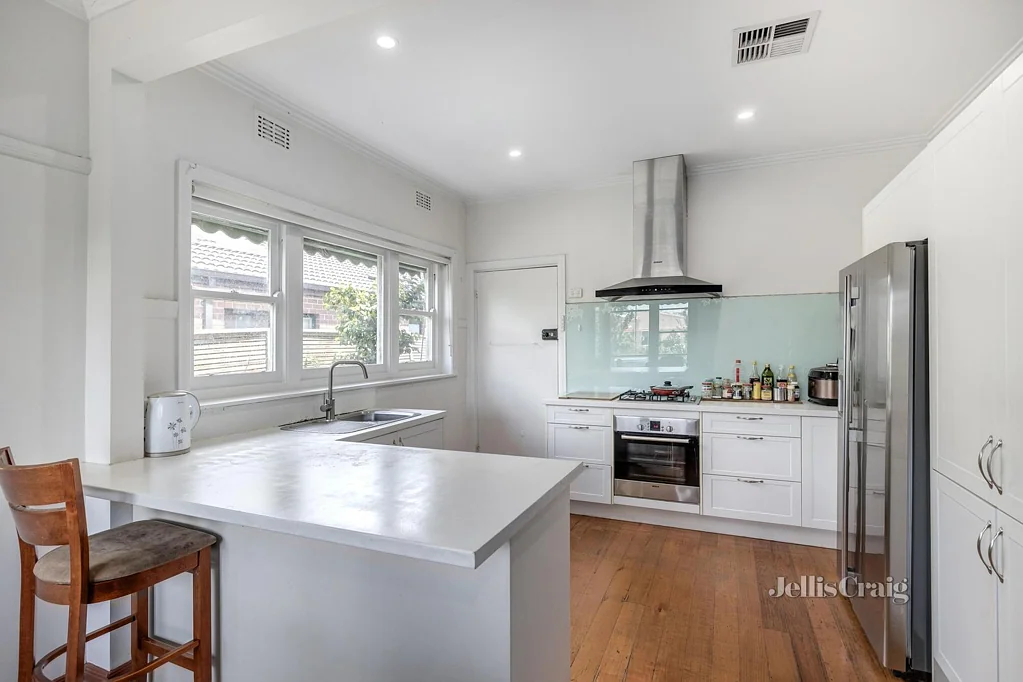 Bentleigh East 3Habitaciones Limitless Potential in McKinnon School Zone