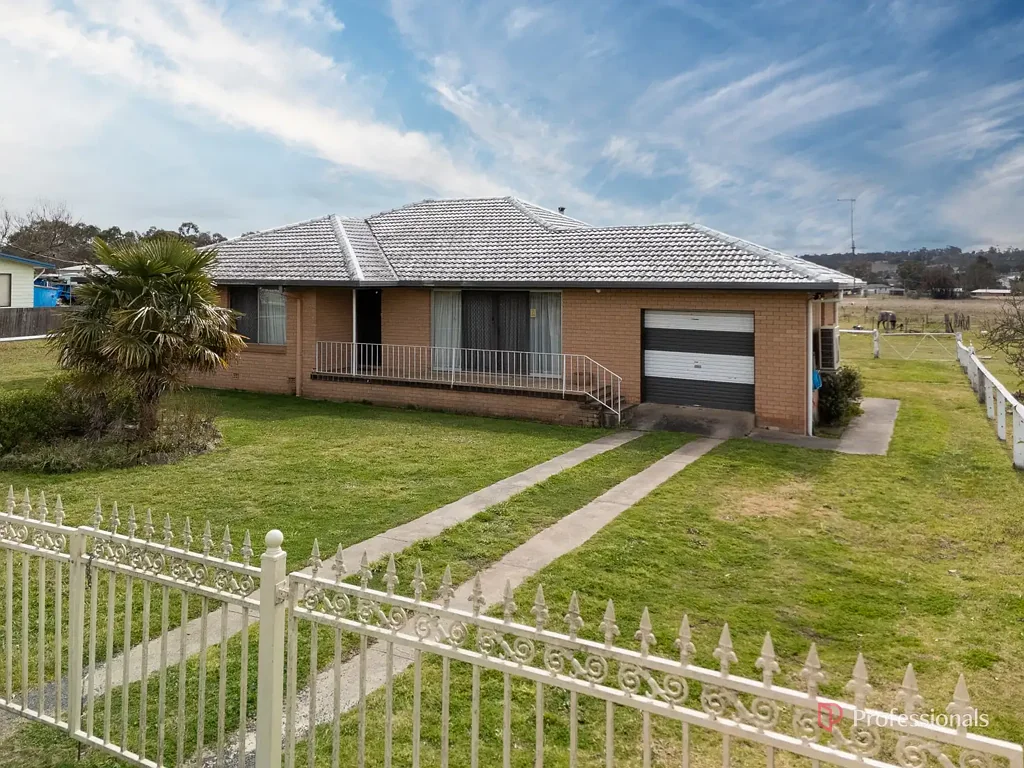 Spacious Family Home with Large Yard