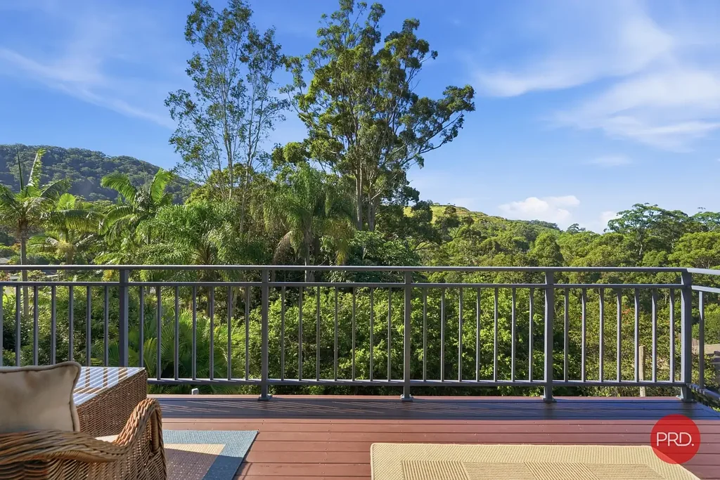 Coffs Harbour 4房  ELEVATED SCENIC LIVING