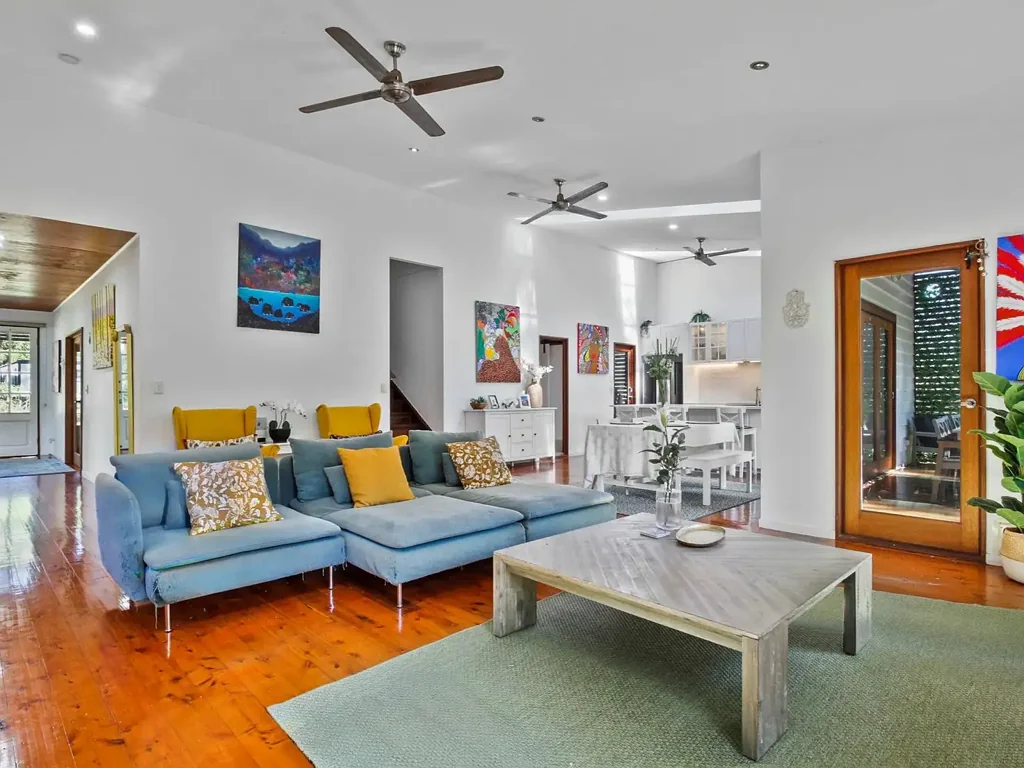 Macleay Island 3ਬੈੱਡਰੂਮ Island Lifestyle & Water Views - walk to the shops