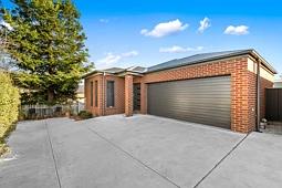 2/112A Yarrowee Parade, Redan
