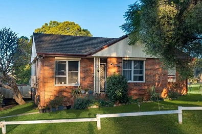 Lalor Park 4房 双收入机会 - 独立屋和祖母房 DUAL INCOME OPPORTUNITY - HOUSE & GRANNY FLAT