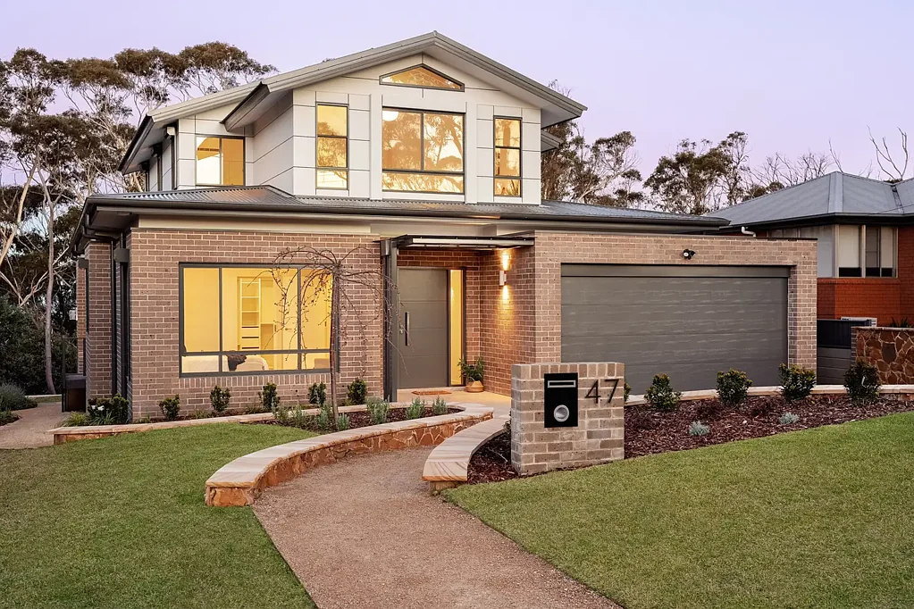 Wentworth Falls 4房  Grand Living Redefined in a Serene Cul-de-Sac Setting